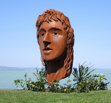 Big female head sculpture